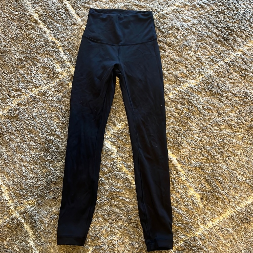 Lulu lemon athletic leggings size 2.